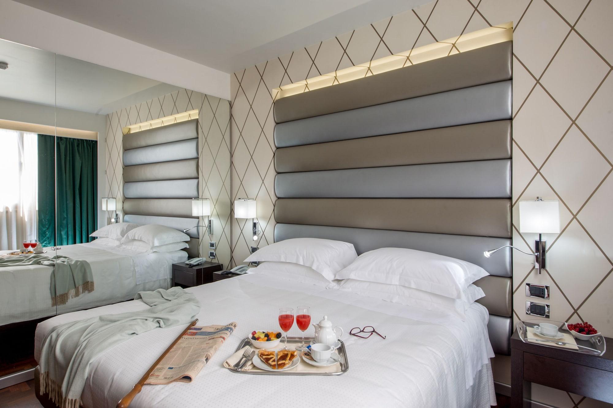 Enea Hotel Помеція Екстер'єр фото